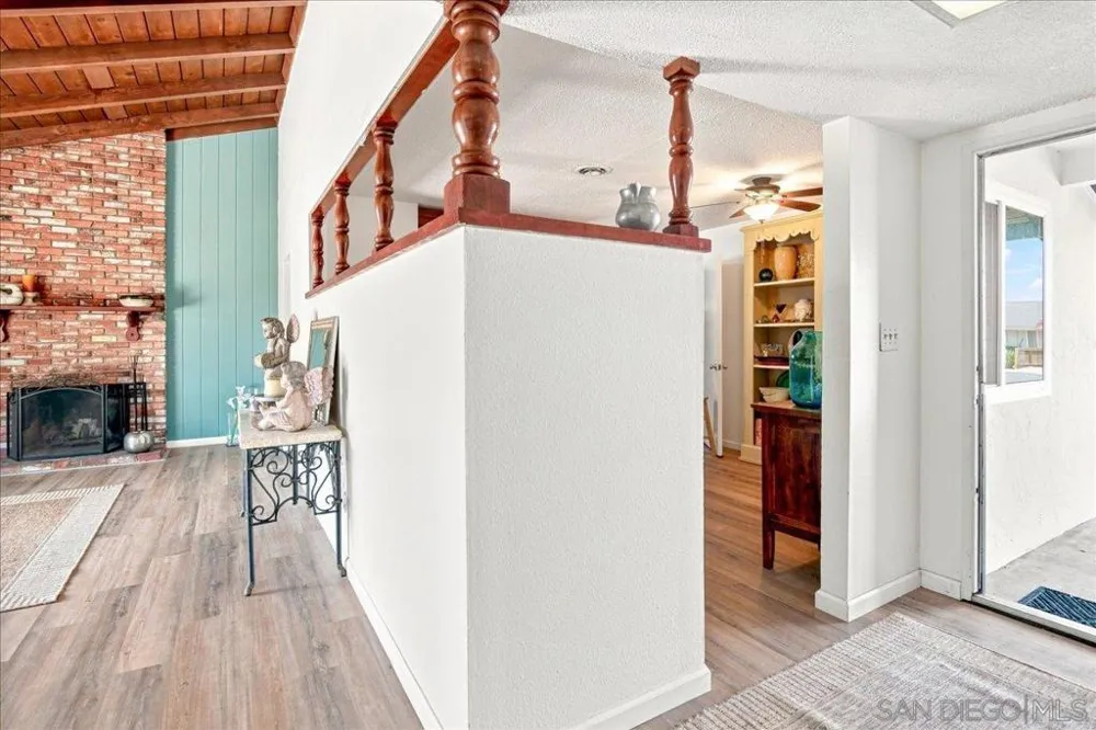1325 5th St Imperial Beach, CA 91932