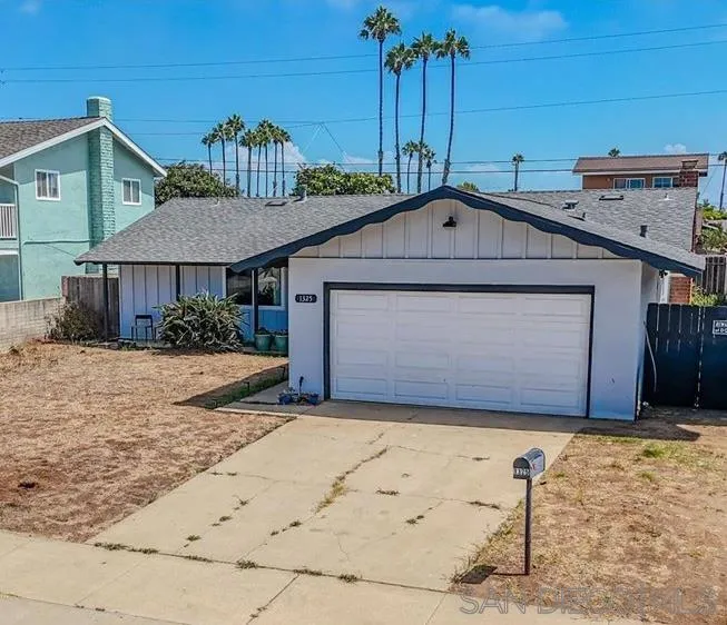 1325 5th St Imperial Beach, CA 91932