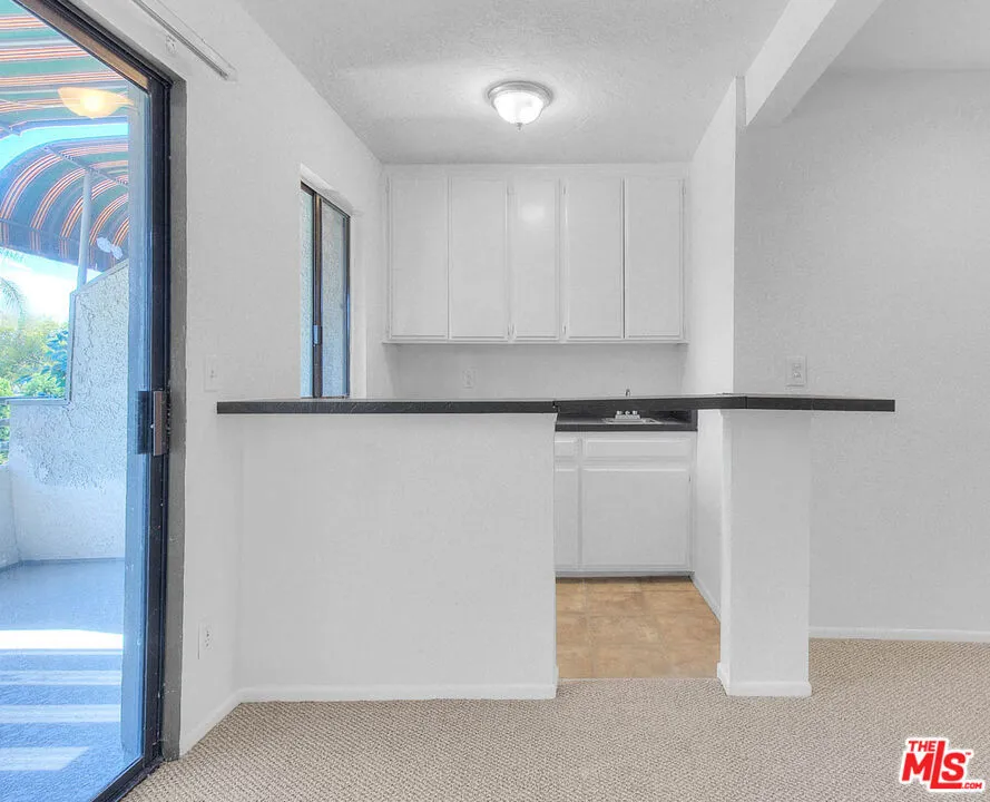 4311 Colfax Avenue #215 Studio City, CA 91604