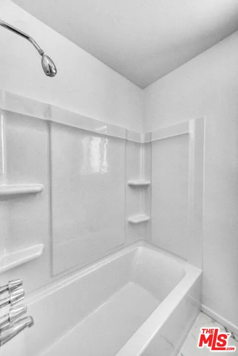 4311 Colfax Avenue #215 Studio City, CA 91604