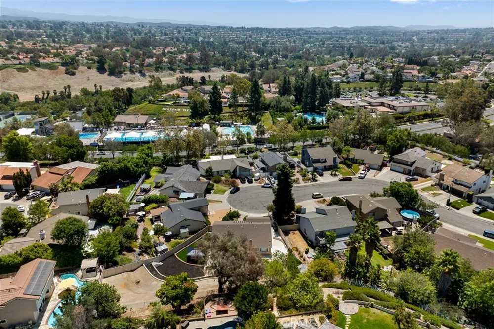 27301 Via Avila Mission Viejo, CA 92691