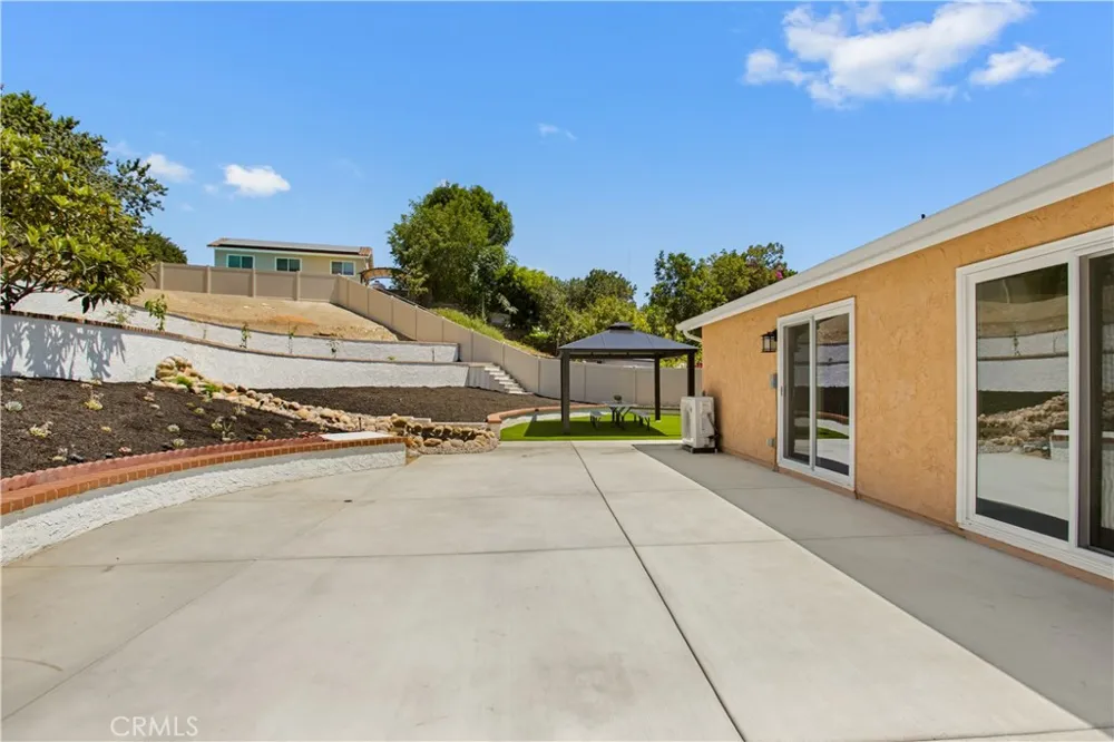 27301 Via Avila Mission Viejo, CA 92691