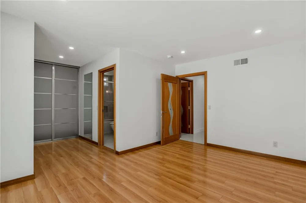 27301 Via Avila Mission Viejo, CA 92691