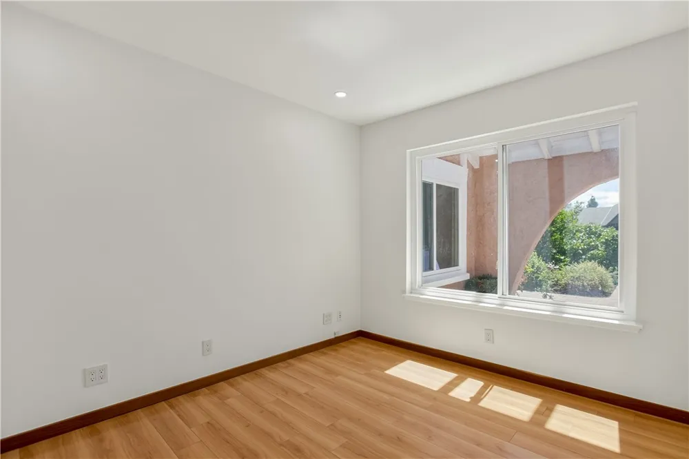 27301 Via Avila Mission Viejo, CA 92691