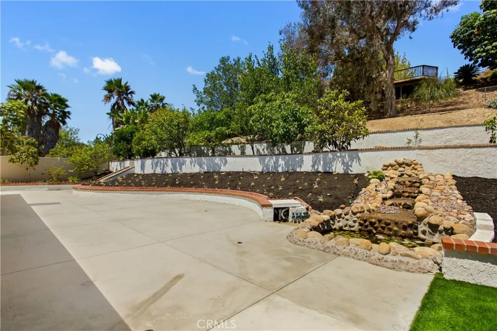 27301 Via Avila Mission Viejo, CA 92691