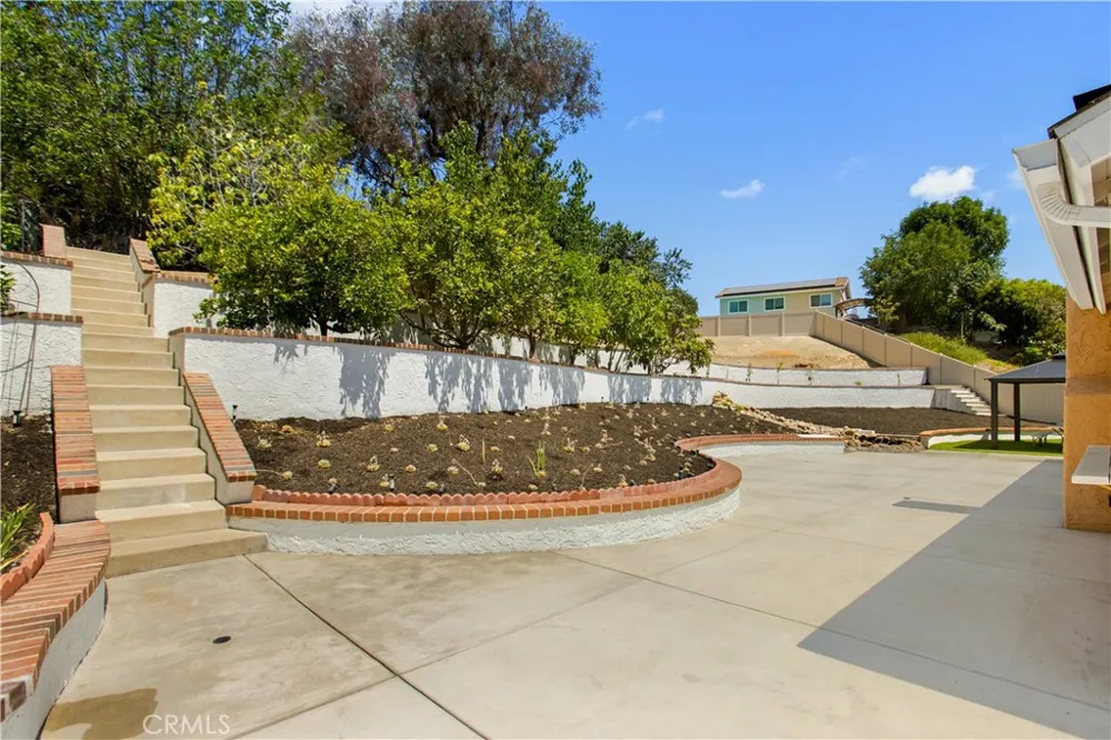 27301 Via Avila Mission Viejo, CA 92691