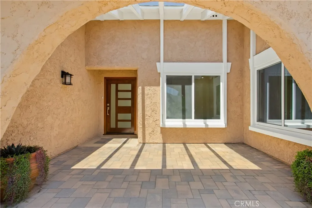 27301 Via Avila Mission Viejo, CA 92691