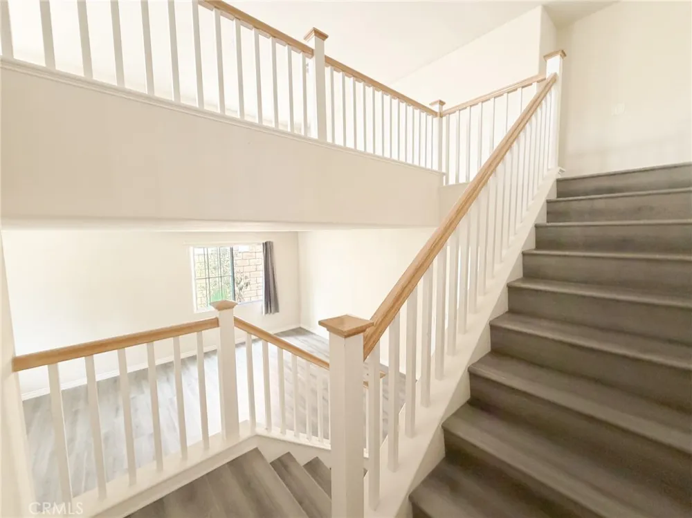 5833 Seminole Fontana, CA 92336