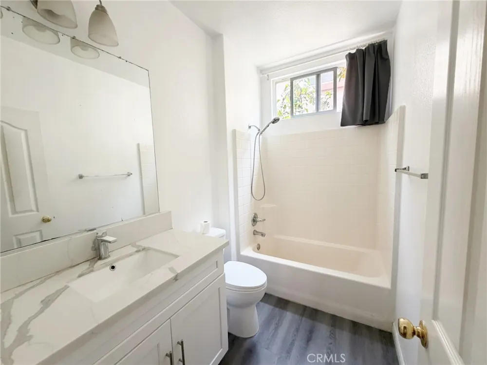 5833 Seminole Fontana, CA 92336