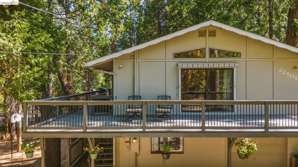 22501 W Rhine River Dr Sonora, CA 95370