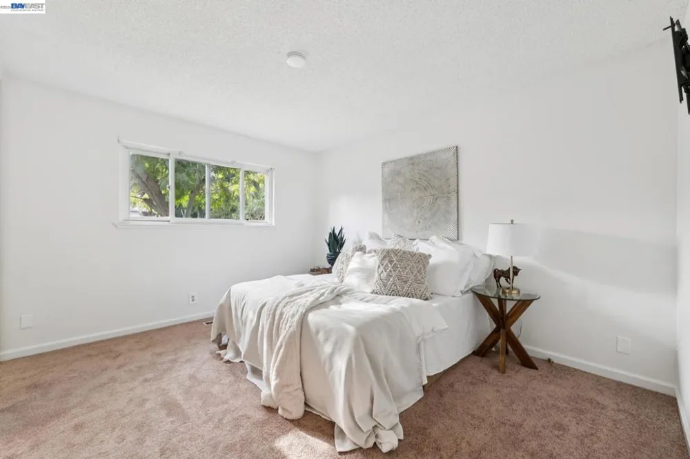 33136 Arizona Union City, CA 94587