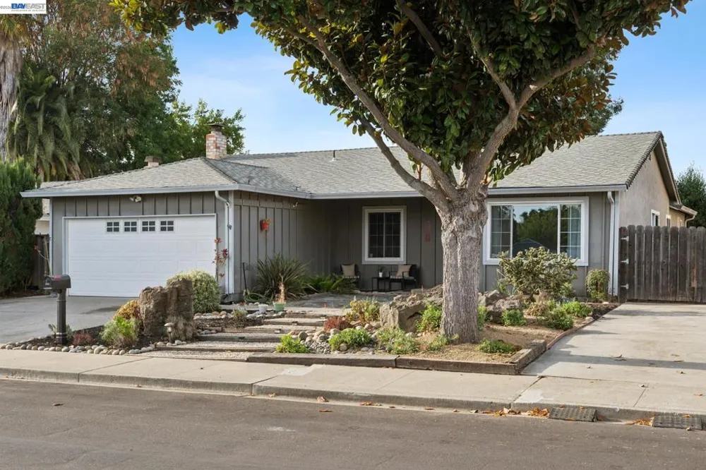 33136 Arizona Union City, CA 94587
