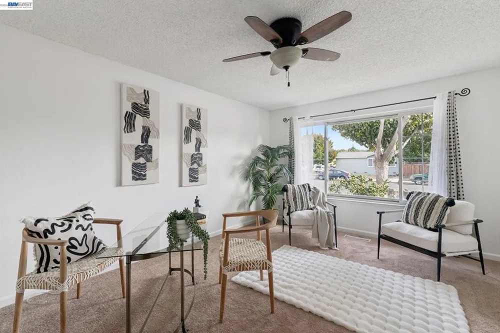 33136 Arizona Union City, CA 94587