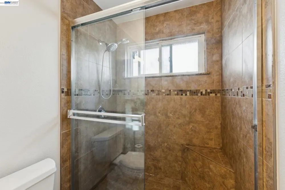 33136 Arizona Union City, CA 94587