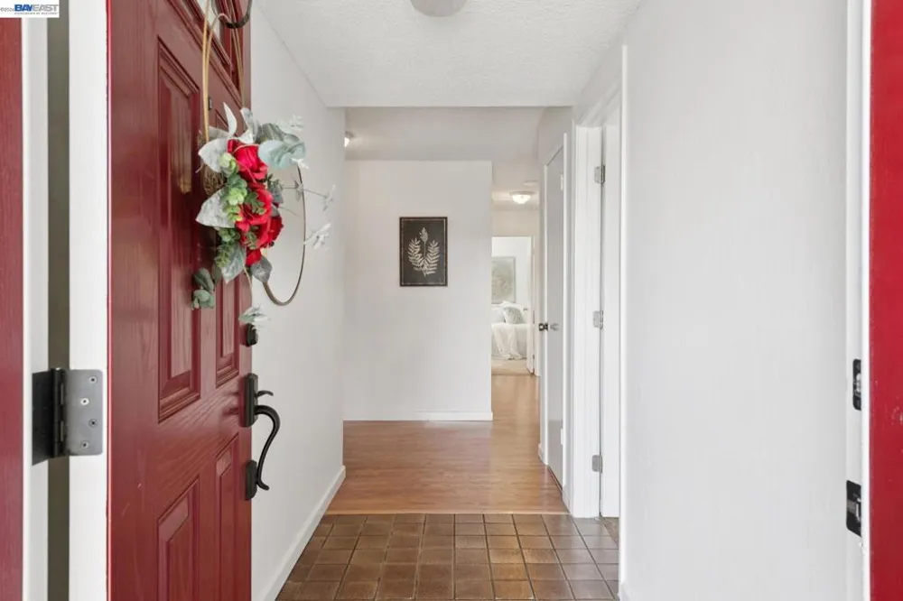 33136 Arizona Union City, CA 94587