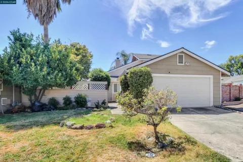 209 Cedar Rock Cir