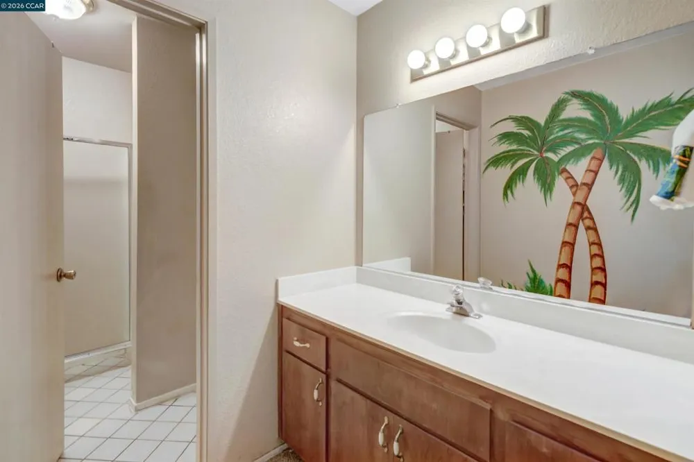 209 Cedar Rock Cir Sacramento, CA 95823