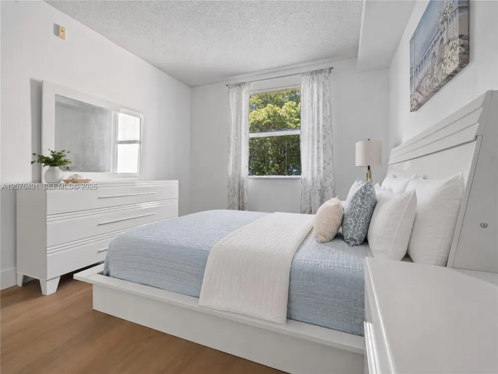 17145 Bay Rd #4311 Sunny Isles Beach, FL 33160