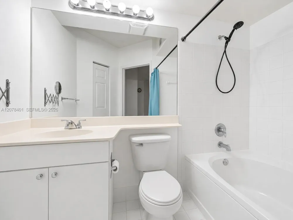 17145 Bay Rd #4311 Sunny Isles Beach, FL 33160