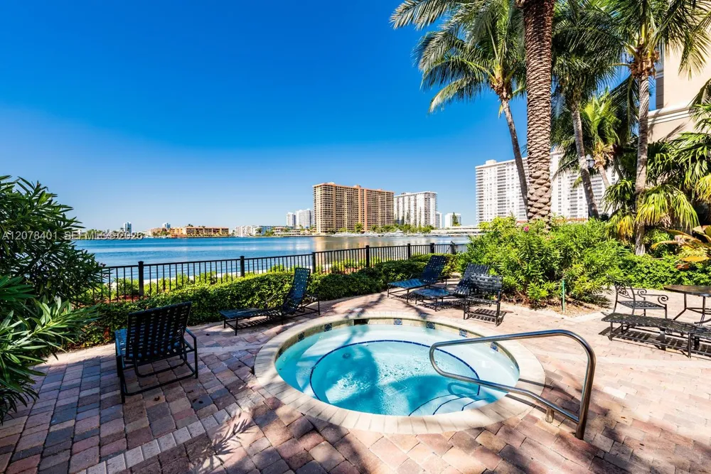 17145 Bay Rd #4311 Sunny Isles Beach, FL 33160