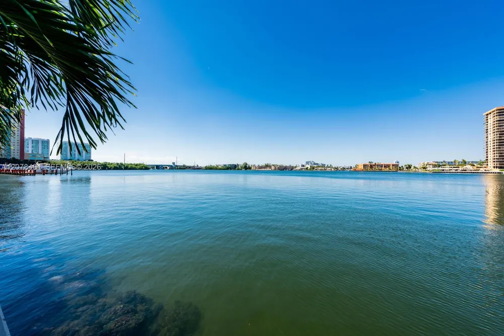 17145 Bay Rd #4311 Sunny Isles Beach, FL 33160