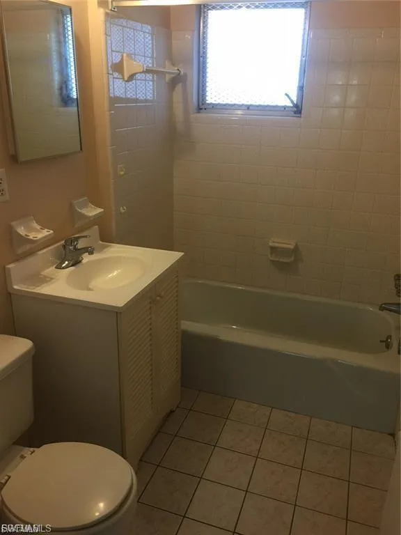 1114 Vineyard Place Lehigh Acres, FL 33936