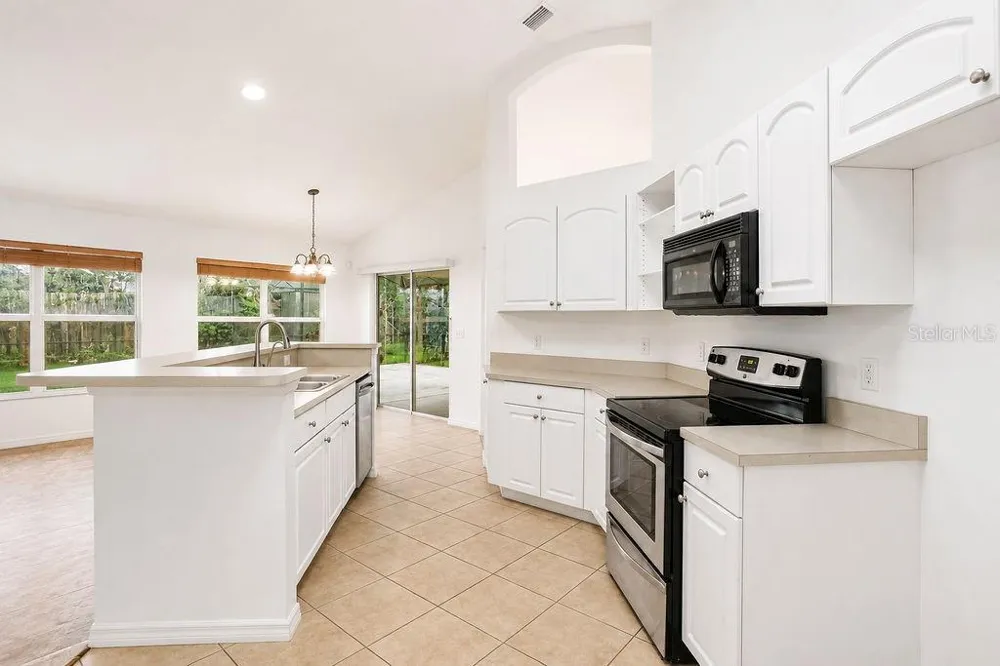2007 N PARKTON DRIVE Deltona, FL 32725