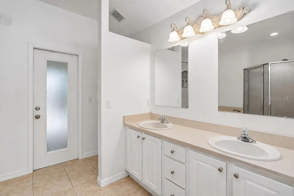 2007 N PARKTON DRIVE Deltona, FL 32725