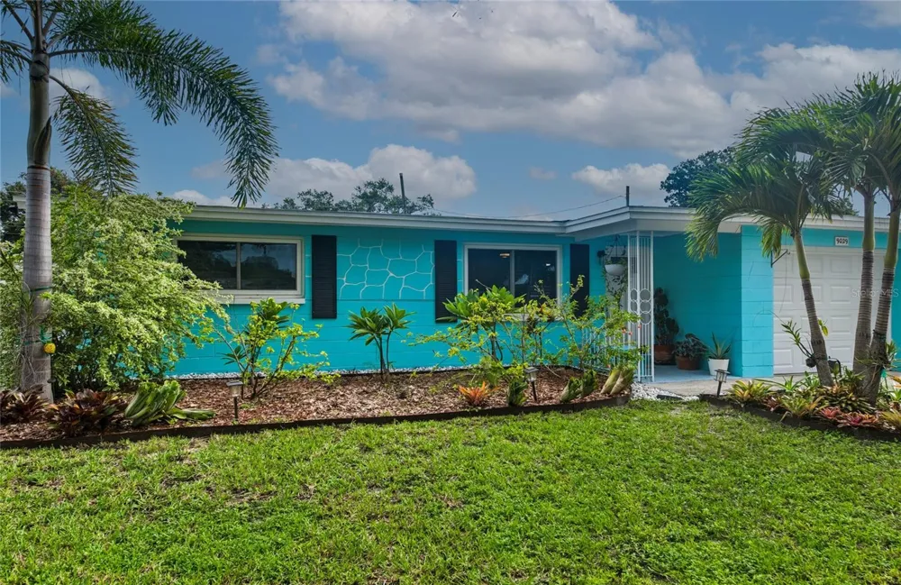 9029 LEISURE LANE Largo, FL 33773