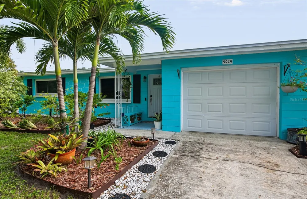9029 LEISURE LANE Largo, FL 33773
