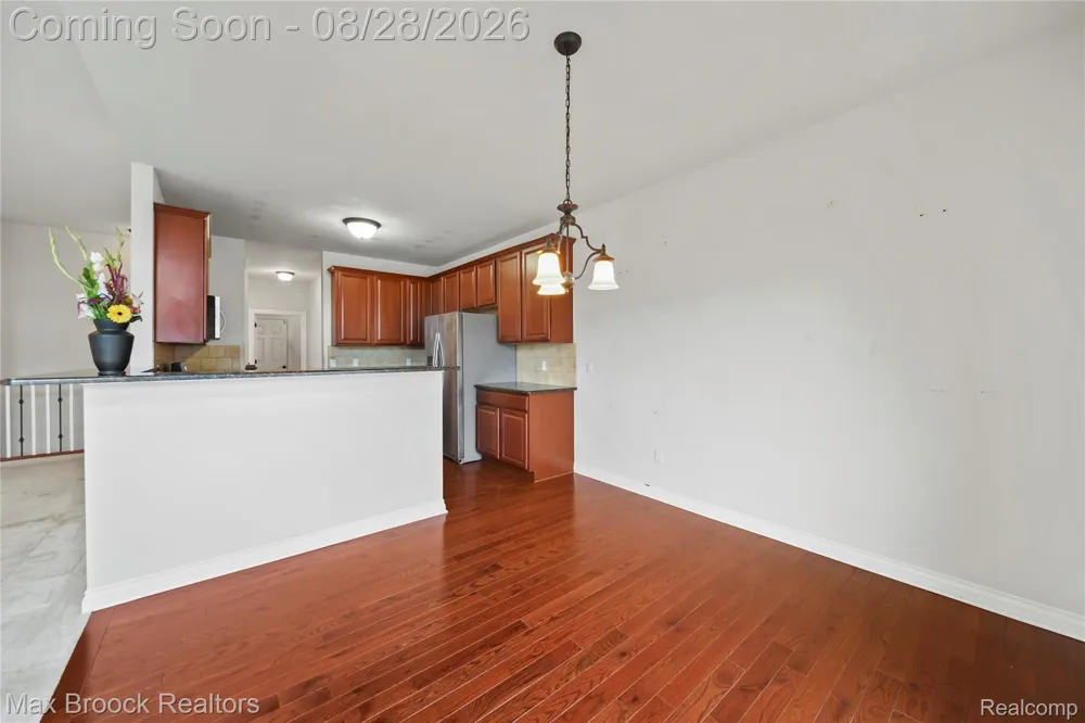 54158 Mar Lake Drive Chesterfield Township, MI 48051