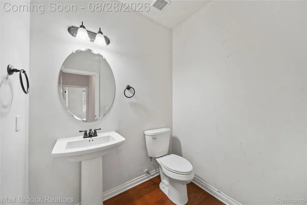 54158 Mar Lake Drive Chesterfield Township, MI 48051