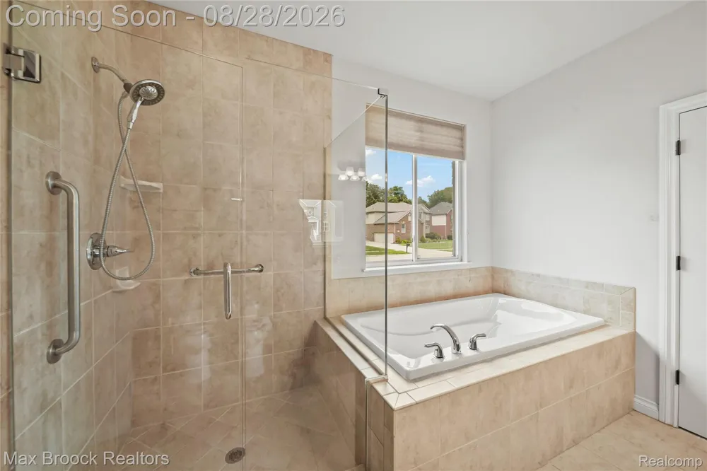 54158 Mar Lake Drive Chesterfield Township, MI 48051