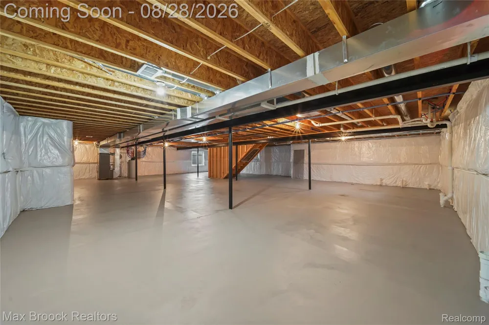 54158 Mar Lake Drive Chesterfield Township, MI 48051