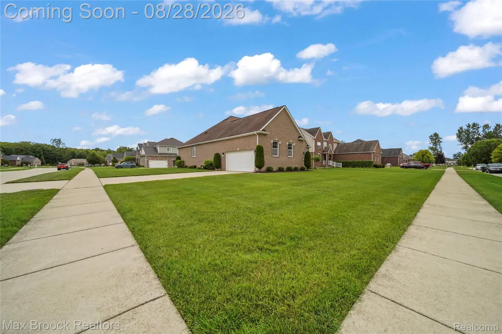 54158 Mar Lake Drive Chesterfield Township, MI 48051