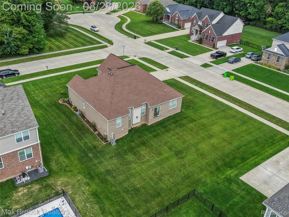 54158 Mar Lake Drive Chesterfield Township, MI 48051