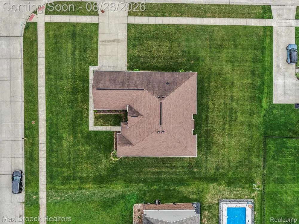 54158 Mar Lake Drive Chesterfield Township, MI 48051