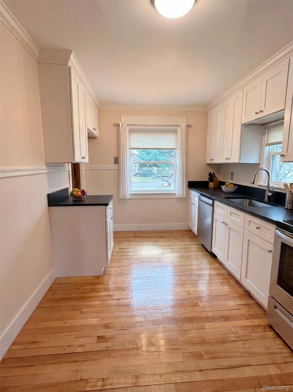 1261 S Birch (Unit 2 - 1 Bedroom) Street Dearborn City, MI 48124