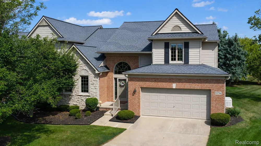 54796 Grenelefe Circle E Lyon Charter Township, MI 48178