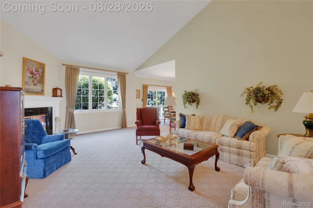 54796 Grenelefe Circle E Lyon Charter Township, MI 48178