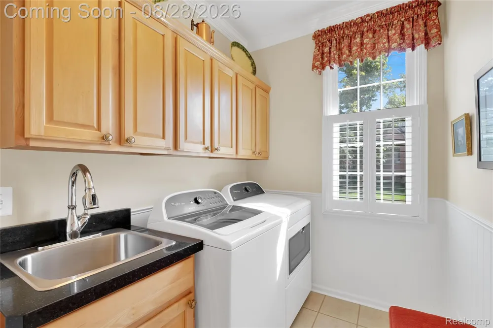 54796 Grenelefe Circle E Lyon Charter Township, MI 48178