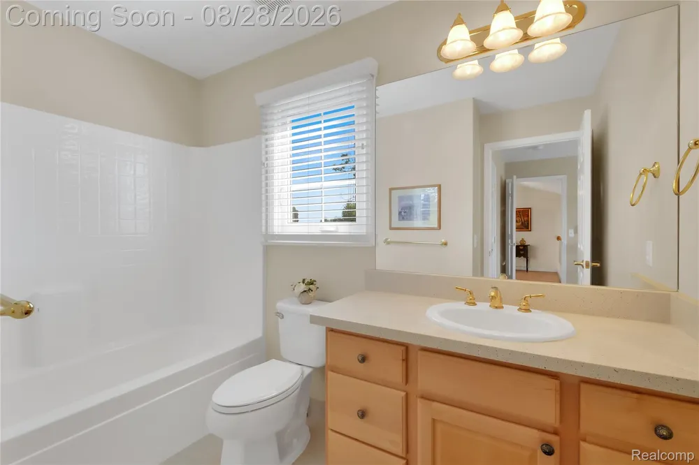 54796 Grenelefe Circle E Lyon Charter Township, MI 48178