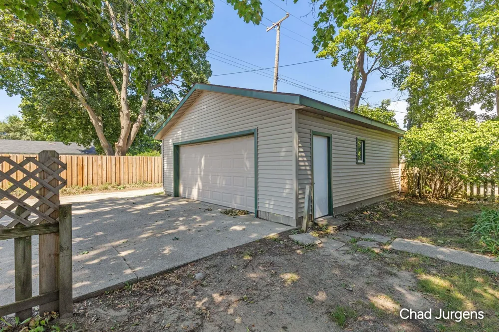 517 Michigan Avenue Big Rapids City, MI 49307