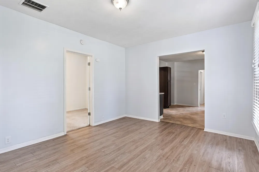 26 Dennis Avenue SE Grand Rapids City, MI 49506
