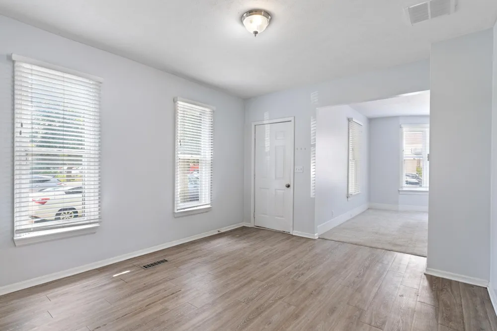 26 Dennis Avenue SE Grand Rapids City, MI 49506
