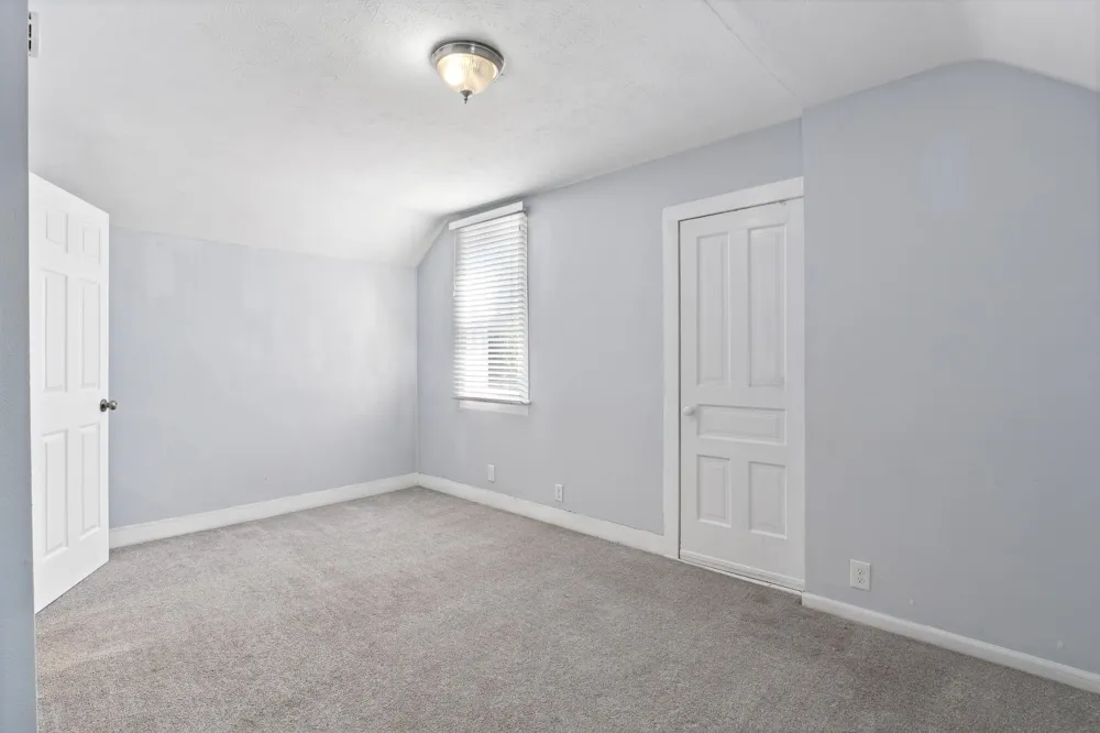 26 Dennis Avenue SE Grand Rapids City, MI 49506