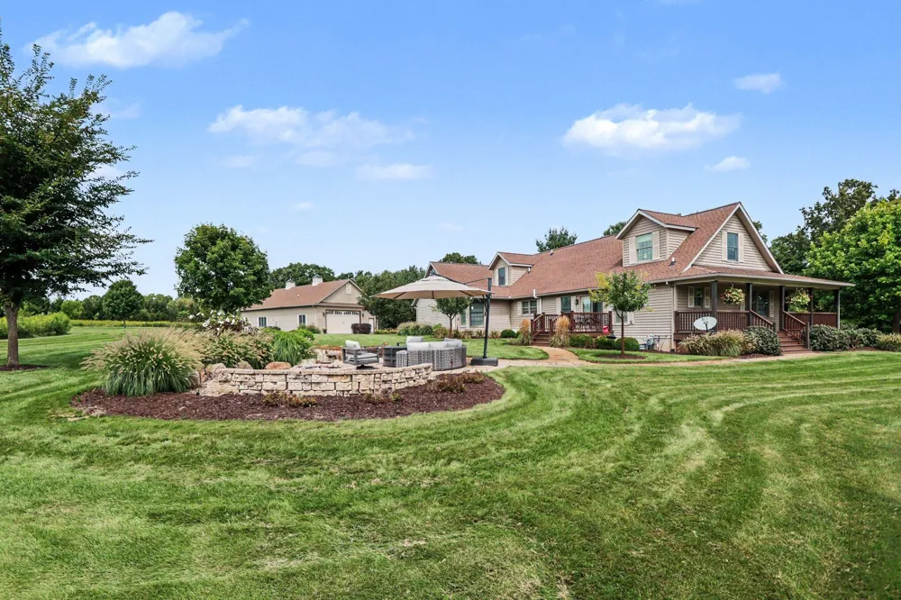 10990 D DRIVE Emmett Charter Township, MI 49033