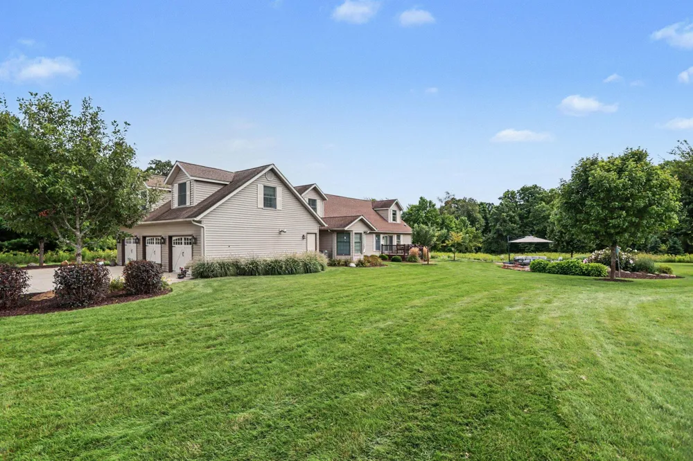 10990 D DRIVE Emmett Charter Township, MI 49033
