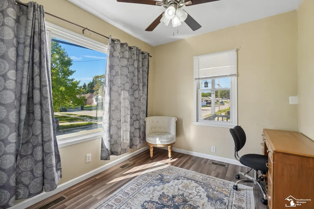 1615 Cora Street Wyandotte City, MI 48192