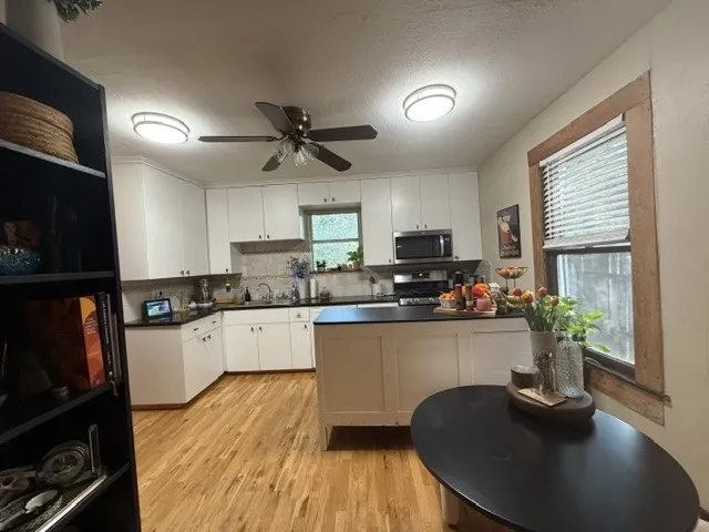 5410 Woodrow Avenue Austin, TX 78756